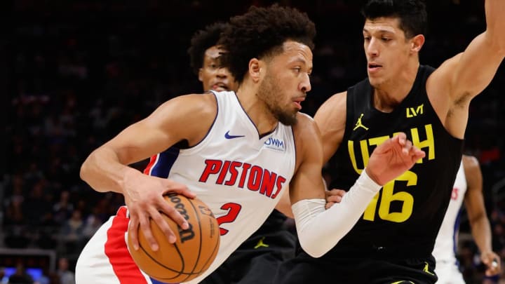 Pistons Fans Chant ‘Sell the Team’ After 25th Straight Loss Puts Them Close to History Pistons Fans Chant ‘Sell the Team’ After 25th Straight Loss Puts Them Close to History